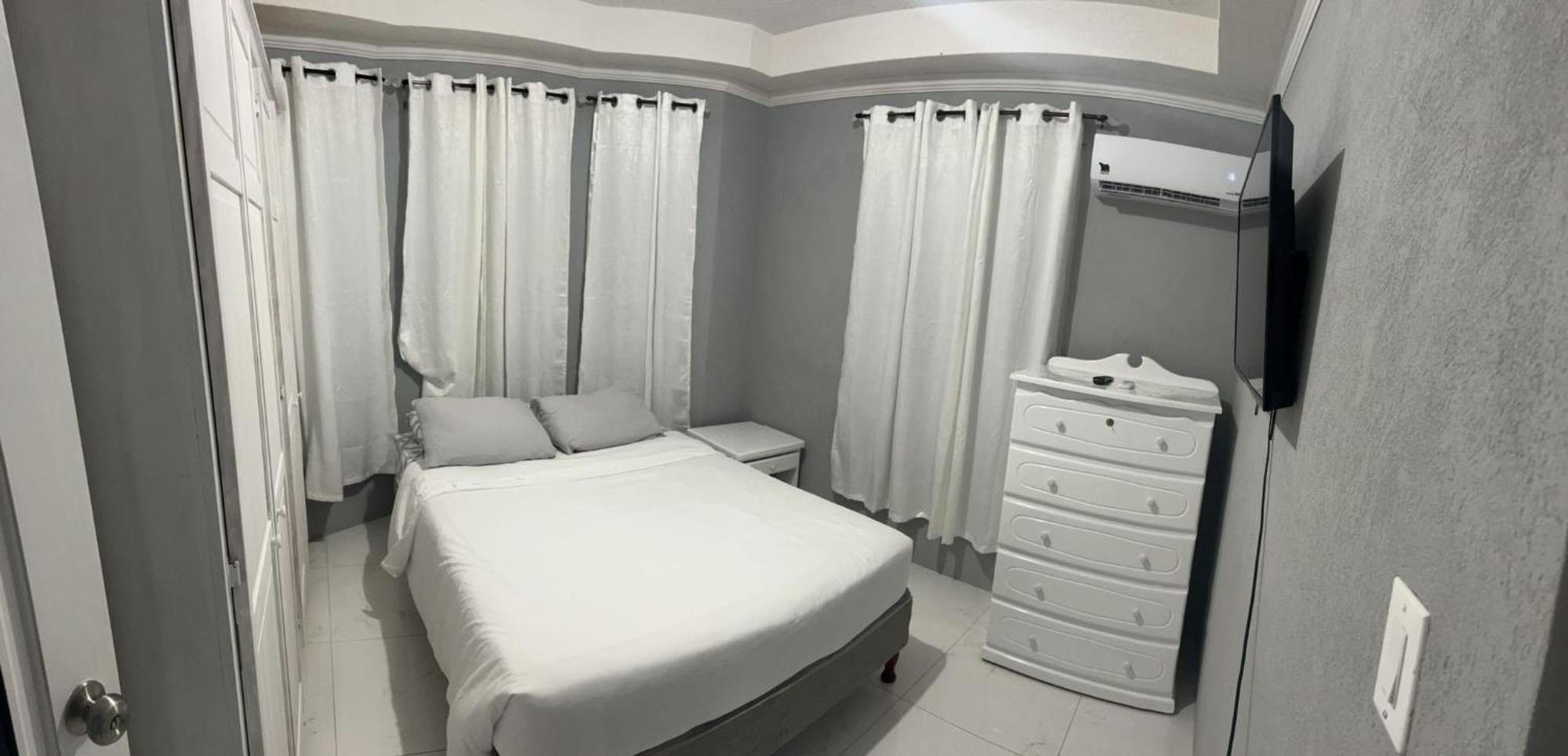 Home Away From Home 基督教堂市 外观 照片